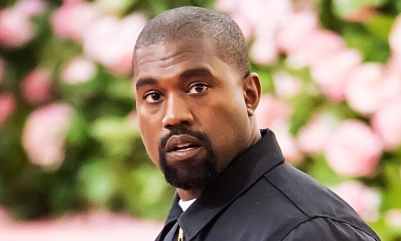 Kanye West Experiencing A Bipolar Episode: Family Worried